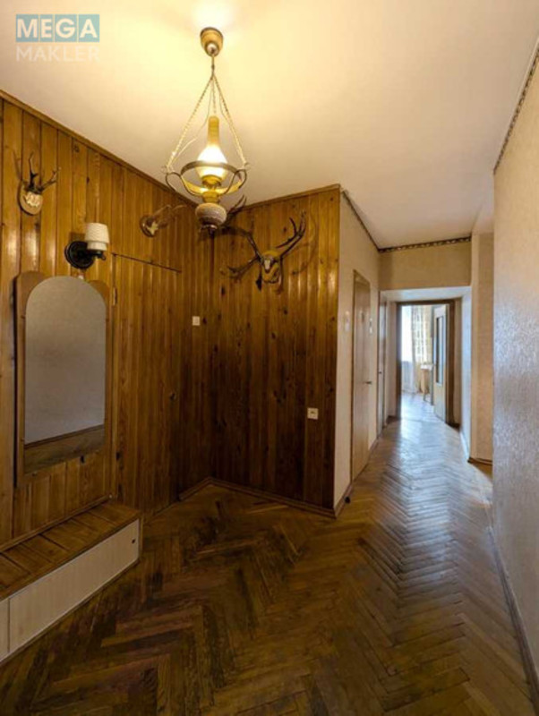 Продаж 3 кімнатної квартири (91/51/9), 2 пов. 16 пов. будинку, <a class="location-link" href="/kiev/" title="Недвижимость Київ">Київ</a>, <a class="location-link" href="/kiev/pecherskij/" title="Недвижимость Печерський район">Печерський р-н</a>, Суворова вул., 19а (изображение 20)