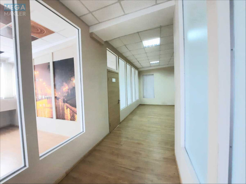 Оренда комерційної нерухомості, 367 кв.м, под офис, <a class="location-link" href="/kiev/" title="Недвижимость Київ">Київ</a>, <a class="location-link" href="/kiev/goloseevskij/" title="Недвижимость Голосіївський район">Голосіївський р-н</a>, Казимира Малевича ул., 86П (изображение 5)
