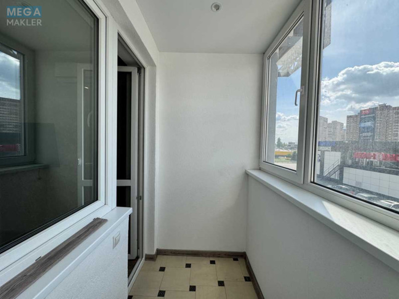 Продаж 2 кімнатної квартири (76/34/16), 3 пов. 26 пов. будинку, <a class="location-link" href="/kiev/" title="Недвижимость Київ">Київ</a>, <a class="location-link" href="/kiev/darnickij/" title="Недвижимость Дарницький район">Дарницький р-н</a>, Ревуцкого ул., 40Г (изображение 5)