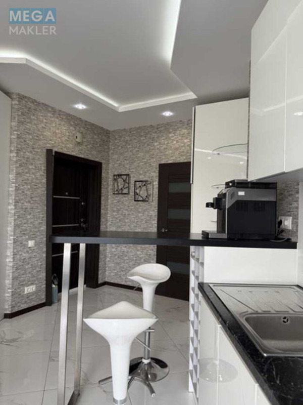 Оренда 1 кімнатної квартири, <a class="location-link" href="/kiev/" title="Недвижимость Київ">Київ</a>, <a class="location-link" href="/kiev/obolonskij/" title="Недвижимость Оболонський район">Оболонський р-н</a>, Оболонская Набережная ул., 1 (изображение 7)