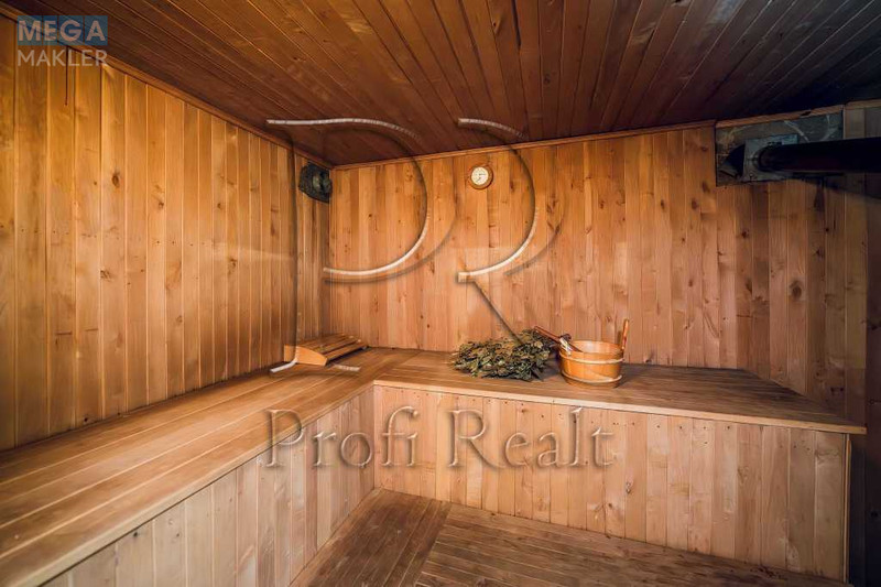Продаж дома, 3 поверху, 290 кв.м, 7 кімнат, ділянка 15 соток, <a class="location-link" href="/hotov/" title="Недвижимость Хотів">Хотів</a>, Травнева вулиця (изображение 15)
