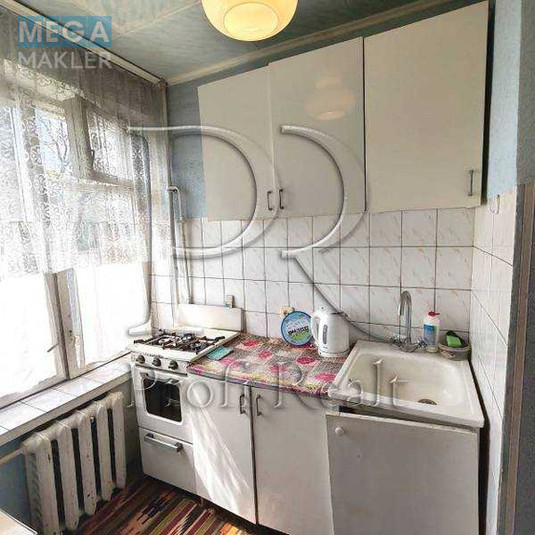 Продаж 1 кімнатної квартири (21/13/4), 4 пов. 9 пов. будинку, <a class="location-link" href="/kiev/" title="Недвижимость Київ">Київ</a>, <a class="location-link" href="/kiev/svyatoshinskij/" title="Недвижимость Святошинський район">Святошинський р-н</a>, Зодчих вулиця, 64 (изображение 4)