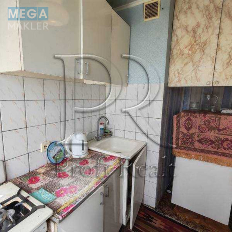 Продаж 1 кімнатної квартири (21/13/4), 4 пов. 9 пов. будинку, <a class="location-link" href="/kiev/" title="Недвижимость Київ">Київ</a>, <a class="location-link" href="/kiev/svyatoshinskij/" title="Недвижимость Святошинський район">Святошинський р-н</a>, Зодчих вулиця, 64 (изображение 5)
