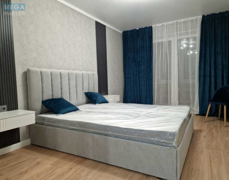 Оренда 2 кімнатної квартири, <a class="location-link" href="/kiev/" title="Недвижимость Київ">Київ</a>, <a class="location-link" href="/kiev/solomenskij/" title="Недвижимость Солом'янський район">Солом'янський р-н</a>, Соломенская ул., 10 (изображение 2)