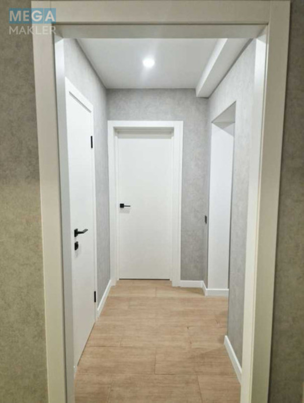 Оренда 2 кімнатної квартири, <a class="location-link" href="/kiev/" title="Недвижимость Київ">Київ</a>, <a class="location-link" href="/kiev/solomenskij/" title="Недвижимость Солом'янський район">Солом'янський р-н</a>, Соломенская ул., 10 (изображение 4)