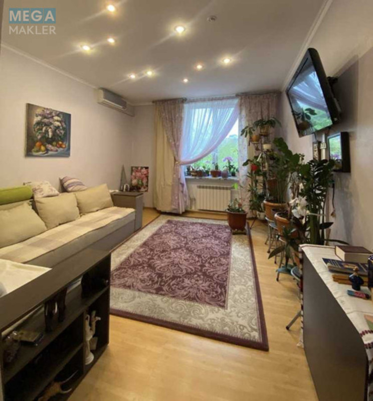 Продаж 3 кімнатної квартири (62/45/7), 3 пов. 4 пов. будинку, <a class="location-link" href="/kiev/" title="Недвижимость Київ">Київ</a>, <a class="location-link" href="/kiev/podolskij/" title="Недвижимость Подільський район">Подільський р-н</a>, Юрковская ул., 36/10 (изображение 3)