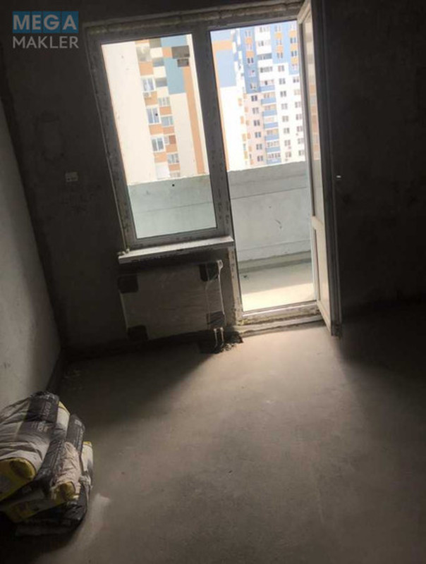 Продаж 3 кімнатної квартири (75/49/10), 9 пов. 10 пов. будинку, <a class="location-link" href="/kiev/" title="Недвижимость Київ">Київ</a>, <a class="location-link" href="/kiev/podolskij/" title="Недвижимость Подільський район">Подільський р-н</a>, Сергея Данченко ул., 28 (изображение 8)