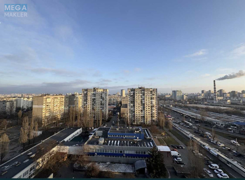 Продаж 3 кімнатної квартири (68/45/8), 15 пов. 16 пов. будинку, <a class="location-link" href="/kiev/" title="Недвижимость Київ">Київ</a>, <a class="location-link" href="/kiev/podolskij/" title="Недвижимость Подільський район">Подільський р-н</a>, Свободы просп., 28А (изображение 11)
