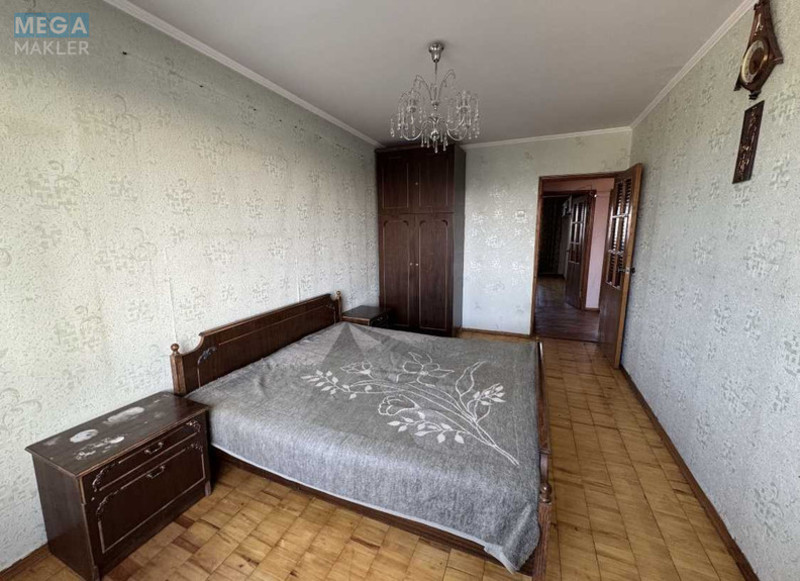 Продаж 3 кімнатної квартири (68/45/8), 15 пов. 16 пов. будинку, <a class="location-link" href="/kiev/" title="Недвижимость Київ">Київ</a>, <a class="location-link" href="/kiev/podolskij/" title="Недвижимость Подільський район">Подільський р-н</a>, Свободы просп., 28А (изображение 21)