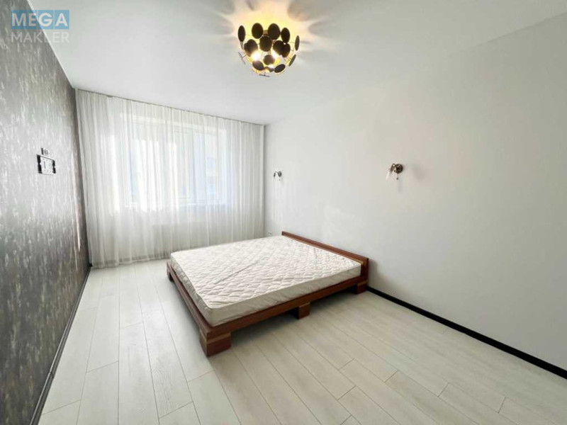 Продаж 2 кімнатної квартири (65/32/14), 9 пов. 10 пов. будинку, <a class="location-link" href="/sofievskaya-borshagovka/" title="Недвижимость Софіївська Борщагівка">Софіївська Борщагівка</a>, Боголюбова, 33 (изображение 7)