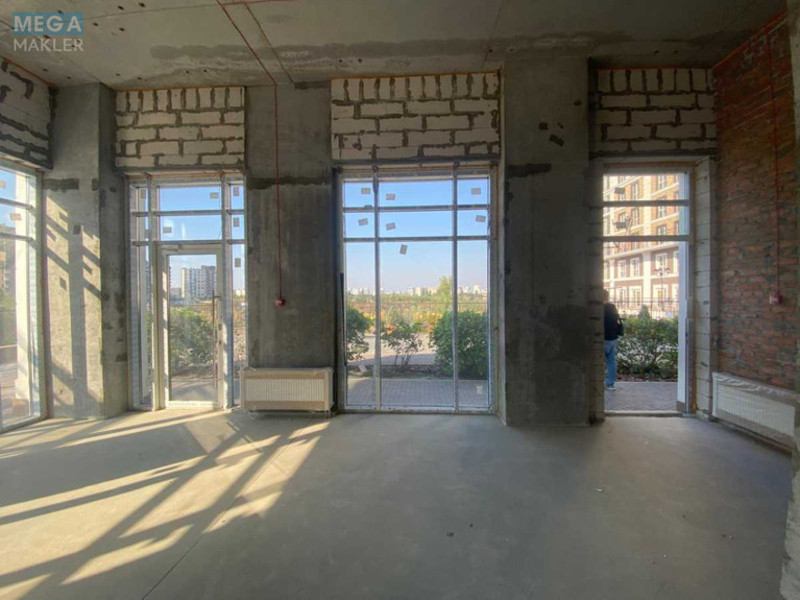 Продаж комерційної нерухомості, 65 кв.м, под магазин, <a class="location-link" href="/kiev/" title="Недвижимость Київ">Київ</a>, <a class="location-link" href="/kiev/goloseevskij/" title="Недвижимость Голосіївський район">Голосіївський р-н</a>, Михайла Максимовича вул., 28Е (изображение 3)