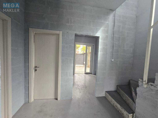 Продаж дома, 2&nbsp;поверху, 175&nbsp;кв.м, 3&nbsp;кімнати, ділянка 3&nbsp;сотки, <a class="location-link" href="/kiev/" title="Недвижимость Київ">Київ</a>, <a class="location-link" href="/kiev/darnickij/" title="Недвижимость Дарницький район">Дарницький р-н</a>, 53-а Садова вул. (изображение 6)