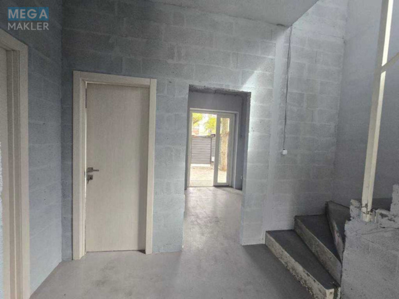 Продаж дома, 2 поверху, 175 кв.м, 3 кімнати, ділянка 3 сотки, <a class="location-link" href="/kiev/" title="Недвижимость Київ">Київ</a>, <a class="location-link" href="/kiev/darnickij/" title="Недвижимость Дарницький район">Дарницький р-н</a>, 53-а Садова вул. (изображение 6)