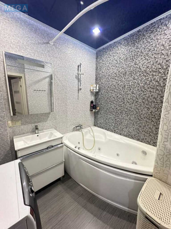 Продаж 3 кімнатної квартири (74/?/15), 15 пов. 18 пов. будинку, <a class="location-link" href="/kiev/" title="Недвижимость Київ">Київ</a>, <a class="location-link" href="/kiev/goloseevskij/" title="Недвижимость Голосіївський район">Голосіївський р-н</a>, Академіка Вільямса вул. (изображение 9)