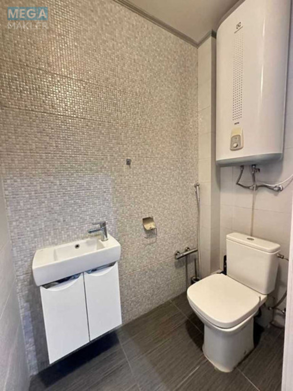 Продаж 3 кімнатної квартири (74/?/15), 15 пов. 18 пов. будинку, <a class="location-link" href="/kiev/" title="Недвижимость Київ">Київ</a>, <a class="location-link" href="/kiev/goloseevskij/" title="Недвижимость Голосіївський район">Голосіївський р-н</a>, Академіка Вільямса вул. (изображение 10)
