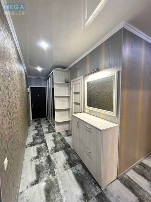Продаж 3 кімнатної квартири (74/?/15), 15 пов. 18 пов. будинку, <a class="location-link" href="/kiev/" title="Недвижимость Київ">Київ</a>, <a class="location-link" href="/kiev/goloseevskij/" title="Недвижимость Голосіївський район">Голосіївський р-н</a>, Академіка Вільямса вул. (изображение 11)