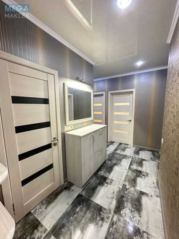 Продаж 3 кімнатної квартири (74/?/15), 15 пов. 18 пов. будинку, <a class="location-link" href="/kiev/" title="Недвижимость Київ">Київ</a>, <a class="location-link" href="/kiev/goloseevskij/" title="Недвижимость Голосіївський район">Голосіївський р-н</a>, Академіка Вільямса вул. (изображение 13)