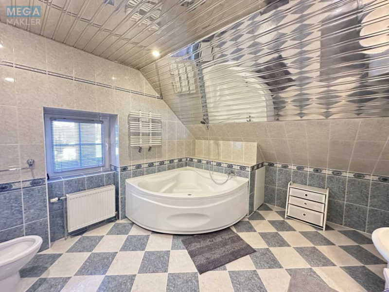 Продаж дома, 2 поверху, 240 кв.м, 5 кімнат, ділянка 15 соток, <a class="location-link" href="/kiev/" title="Недвижимость Київ">Київ</a>, <a class="location-link" href="/kiev/obolonskij/" title="Недвижимость Оболонський район">Оболонський р-н</a>, Квитки Цисык ул., 81 (изображение 13)