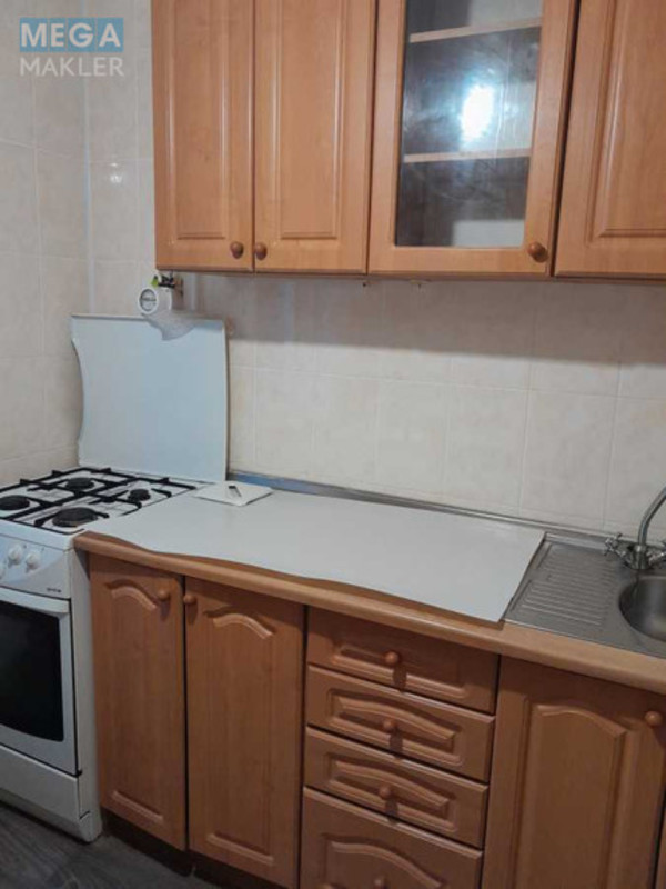 Оренда 2 кімнатної квартири, <a class="location-link" href="/kiev/" title="Недвижимость Київ">Київ</a>, <a class="location-link" href="/kiev/svyatoshinskij/" title="Недвижимость Святошинський район">Святошинський р-н</a>, Якуба Коласа вул., 5 (изображение 4)