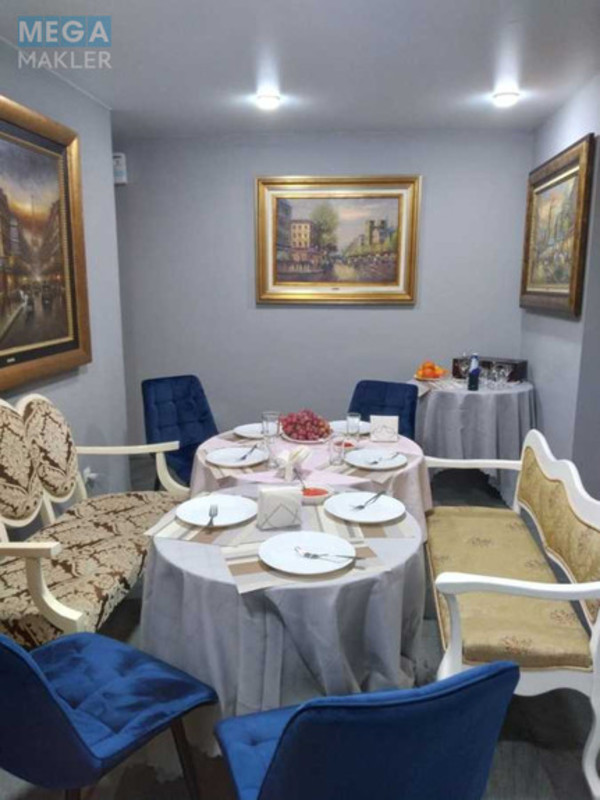 Продаж комерційної нерухомості, 57 кв.м, под офис, <a class="location-link" href="/kiev/" title="Недвижимость Київ">Київ</a>, <a class="location-link" href="/kiev/solomenskij/" title="Недвижимость Солом'янський район">Солом'янський р-н</a>, Авиаконструктора Антонова ул., 10 (изображение 2)