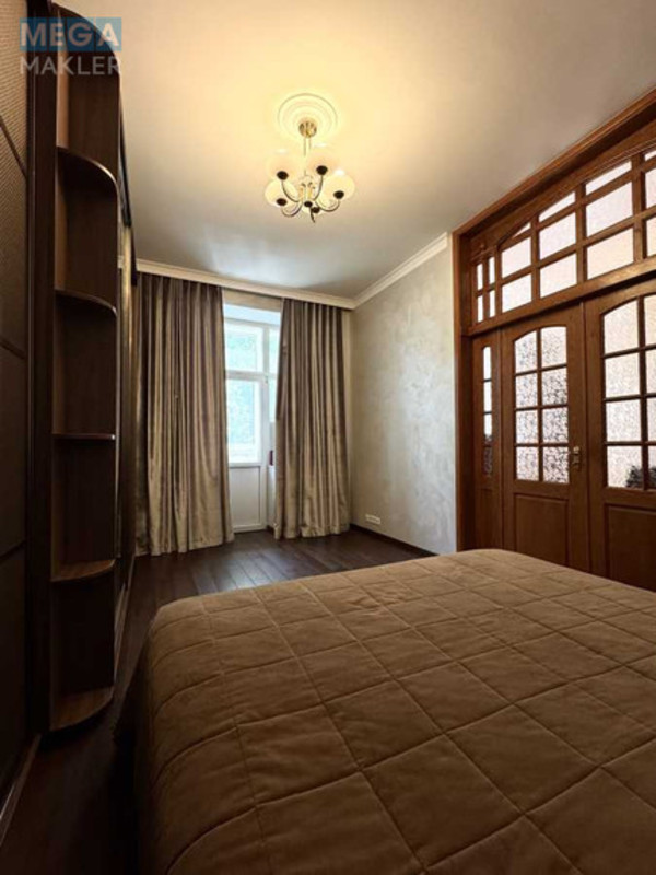 Продаж 3 кімнатної квартири (79/50/12,5), 2 пов. 6 пов. будинку, <a class="location-link" href="/kiev/" title="Недвижимость Київ">Київ</a>, <a class="location-link" href="/kiev/podolskij/" title="Недвижимость Подільський район">Подільський р-н</a>, Братська вул., 10 (изображение 13)