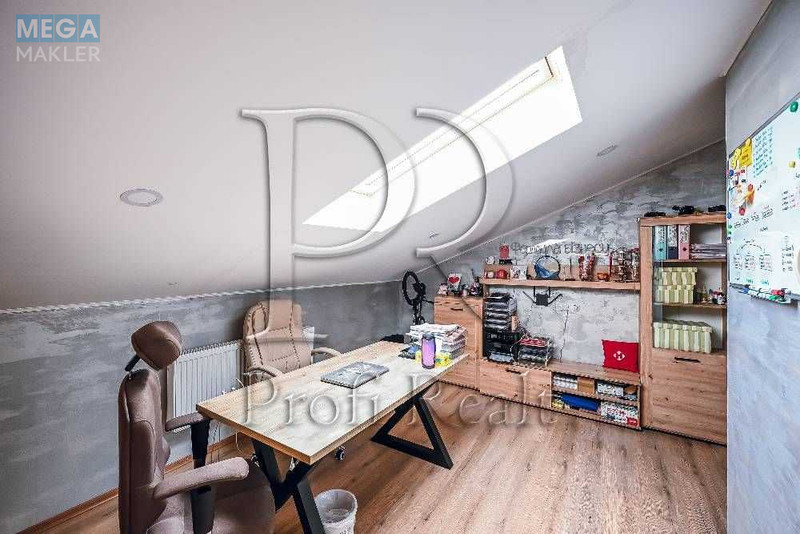 Продаж дома, 3 поверху, 159 кв.м, 5 кімнат, ділянка 1 сотка, <a class="location-link" href="/kiev/" title="Недвижимость Київ">Київ</a>, <a class="location-link" href="/kiev/desnyanskij/" title="Недвижимость Деснянський район">Деснянський р-н</a>, Макаренка вул. (изображение 16)