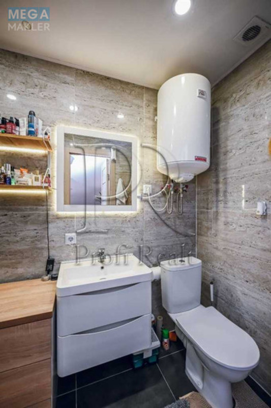 Продаж дома, 3 поверху, 159 кв.м, 5 кімнат, ділянка 1 сотка, <a class="location-link" href="/kiev/" title="Недвижимость Київ">Київ</a>, <a class="location-link" href="/kiev/desnyanskij/" title="Недвижимость Деснянський район">Деснянський р-н</a>, Макаренка вул. (изображение 17)
