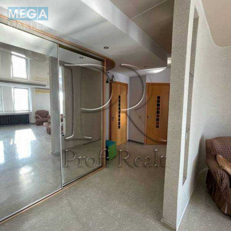Продаж 2 кімнатної квартири (77/50/20), 16 пов. 18 пов. будинку, <a class="location-link" href="/kiev/" title="Недвижимость Київ">Київ</a>, <a class="location-link" href="/kiev/darnickij/" title="Недвижимость Дарницький район">Дарницький р-н</a>, Княжий Затон вулиця, 11 (изображение 8)