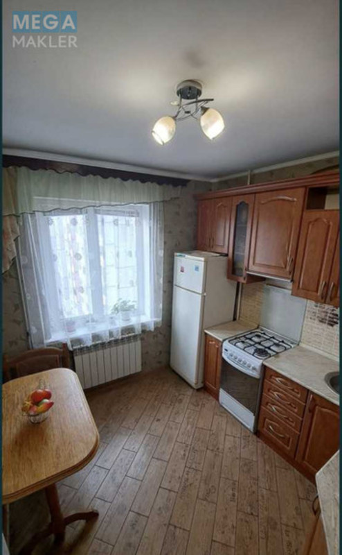Продаж 4 кімнатної квартири (85/45/9), 8 пов. 9 пов. будинку, <a class="location-link" href="/chernigov/" title="Недвижимость Чернігів">Чернігів</a>, <a class="location-link" href="/chernigov/desnyanskij/" title="Недвижимость Деснянський район">Деснянський р-н</a>, Пухова, 146 (изображение 5)