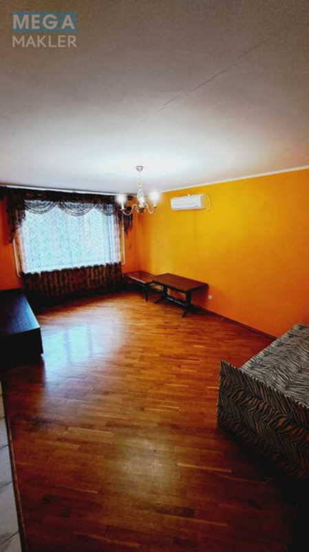 Продаж 3 кімнатної квартири (93/?/10), 1 пов. 9 пов. будинку, <a class="location-link" href="/chernigov/" title="Недвижимость Чернігів">Чернігів</a>, <a class="location-link" href="/chernigov/desnyanskij/" title="Недвижимость Деснянський район">Деснянський р-н</a>, Чернишевського, 15 (изображение 3)
