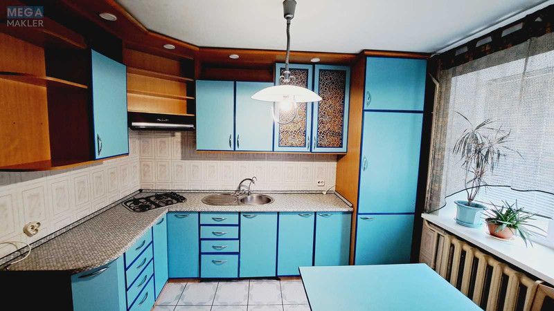 Продаж 3 кімнатної квартири (93/?/10), 1 пов. 9 пов. будинку, <a class="location-link" href="/chernigov/" title="Недвижимость Чернігів">Чернігів</a>, <a class="location-link" href="/chernigov/desnyanskij/" title="Недвижимость Деснянський район">Деснянський р-н</a>, Чернишевського, 15 (изображение 4)