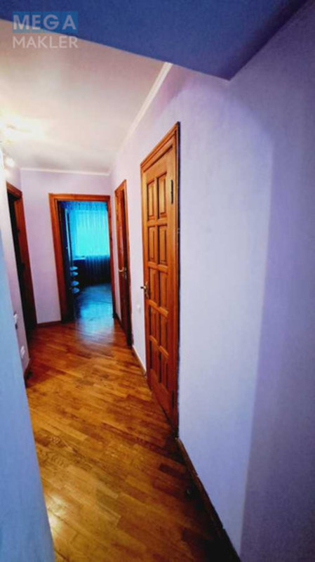 Продаж 3 кімнатної квартири (93/?/10), 1 пов. 9 пов. будинку, <a class="location-link" href="/chernigov/" title="Недвижимость Чернігів">Чернігів</a>, <a class="location-link" href="/chernigov/desnyanskij/" title="Недвижимость Деснянський район">Деснянський р-н</a>, Чернишевського, 15 (изображение 6)