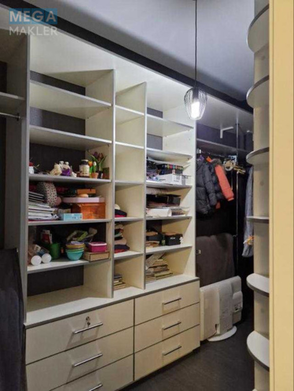 Продаж дома, 3 поверху, 363 кв.м, 4 кімнати, ділянка 6 соток, <a class="location-link" href="/kiev/" title="Недвижимость Київ">Київ</a>, <a class="location-link" href="/kiev/svyatoshinskij/" title="Недвижимость Святошинський район">Святошинський р-н</a>, Берковецкая ул. (изображение 11)