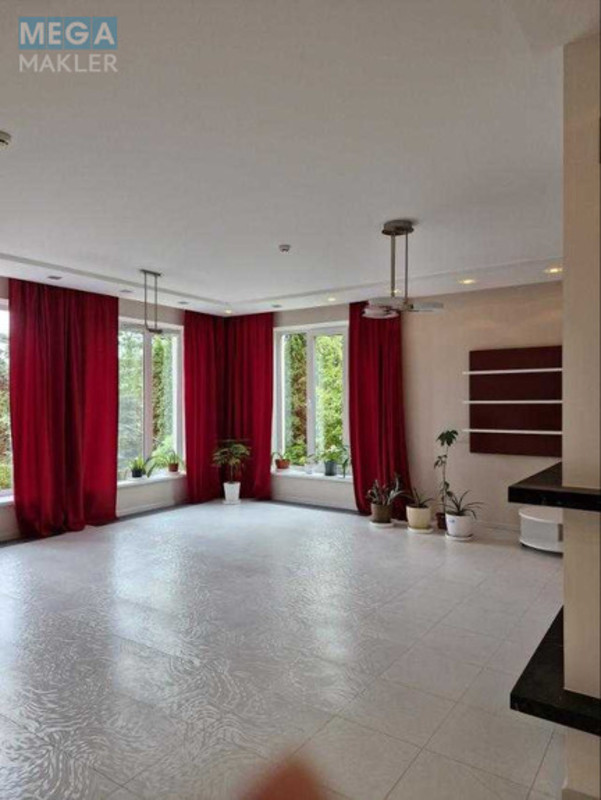 Продаж дома, 3 поверху, 363 кв.м, 4 кімнати, ділянка 6 соток, <a class="location-link" href="/kiev/" title="Недвижимость Київ">Київ</a>, <a class="location-link" href="/kiev/svyatoshinskij/" title="Недвижимость Святошинський район">Святошинський р-н</a>, Берковецкая ул. (изображение 16)
