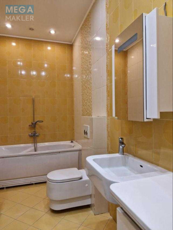 Продаж дома, 3 поверху, 363 кв.м, 4 кімнати, ділянка 6 соток, <a class="location-link" href="/kiev/" title="Недвижимость Київ">Київ</a>, <a class="location-link" href="/kiev/svyatoshinskij/" title="Недвижимость Святошинський район">Святошинський р-н</a>, Берковецкая ул. (изображение 19)