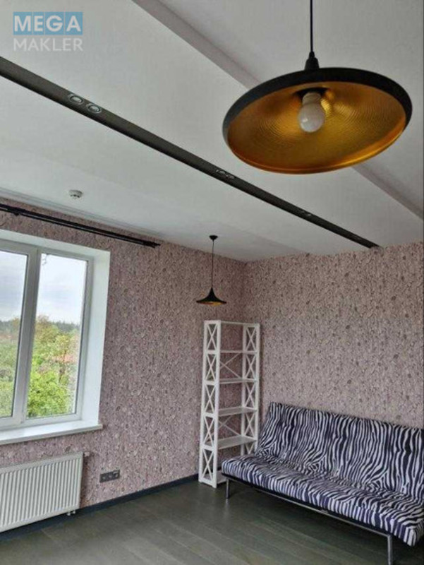 Продаж дома, 3 поверху, 363 кв.м, 4 кімнати, ділянка 6 соток, <a class="location-link" href="/kiev/" title="Недвижимость Київ">Київ</a>, <a class="location-link" href="/kiev/svyatoshinskij/" title="Недвижимость Святошинський район">Святошинський р-н</a>, Берковецкая ул. (изображение 20)