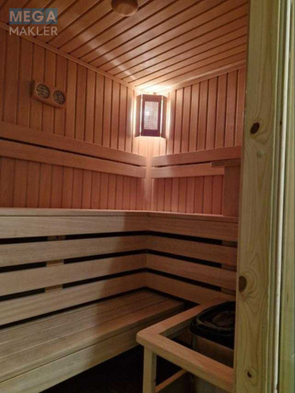 Продаж дома, 3 поверху, 363 кв.м, 4 кімнати, ділянка 6 соток, <a class="location-link" href="/kiev/" title="Недвижимость Київ">Київ</a>, <a class="location-link" href="/kiev/svyatoshinskij/" title="Недвижимость Святошинський район">Святошинський р-н</a>, Берковецкая ул. (изображение 23)