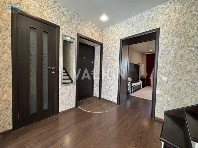 Продаж 4 кімнатної квартири (114/72/25,1), 4 пов. 5 пов. будинку, <a class="location-link" href="/petrovskoe-selo-kv-kievo-svyatoshinskij-rajon/" title="Недвижимость Петрівське">Петрівське</a>, Тараса Шевченка, 3 (изображение 3)