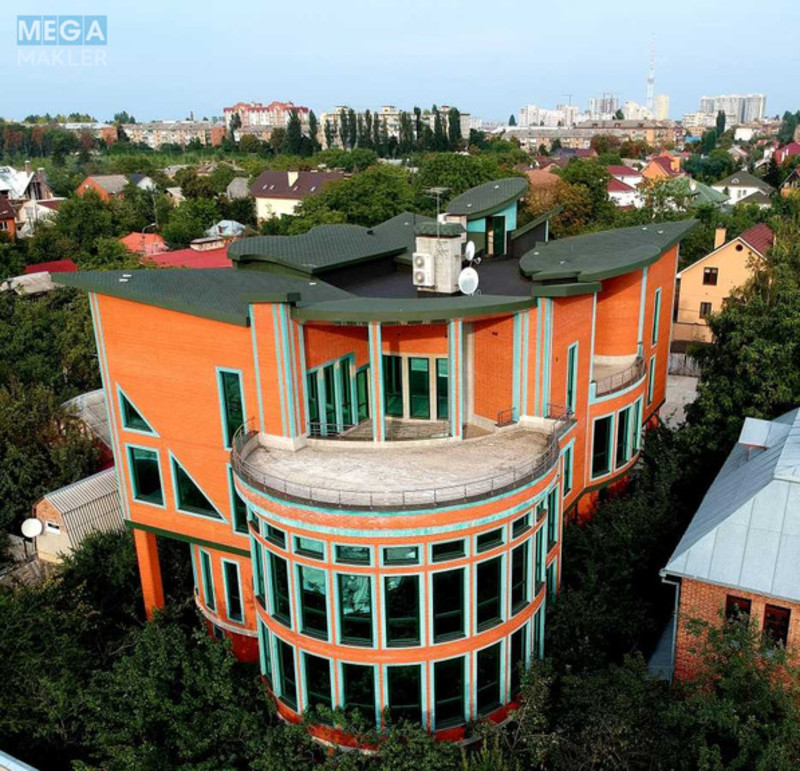 Продаж дома, 4 поверху, 1 500 кв.м, 10 кімнат, ділянка 15 соток, <a class="location-link" href="/kiev/" title="Недвижимость Київ">Київ</a>, <a class="location-link" href="/kiev/shevchenkovskij/" title="Недвижимость Шевченківський район">Шевченківський р-н</a>, Невская ул. (изображение 2)