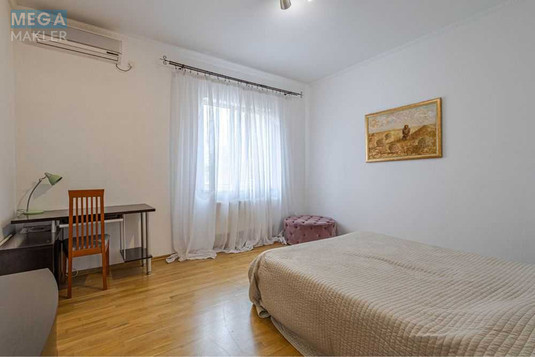 Продаж дома, 2&nbsp;поверху, 471&nbsp;кв.м, 7&nbsp;кімнат, ділянка 12,40&nbsp;соток, <a class="location-link" href="/sofievskaya-borshagovka/" title="Недвижимость Софіївська Борщагівка">Софіївська Борщагівка</a>, Зоряна, 8 (изображение 19)