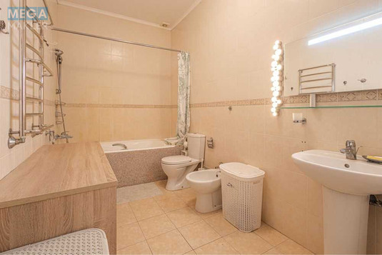 Продаж дома, 2&nbsp;поверху, 471&nbsp;кв.м, 7&nbsp;кімнат, ділянка 12,40&nbsp;соток, <a class="location-link" href="/sofievskaya-borshagovka/" title="Недвижимость Софіївська Борщагівка">Софіївська Борщагівка</a>, Зоряна, 8 (изображение 20)