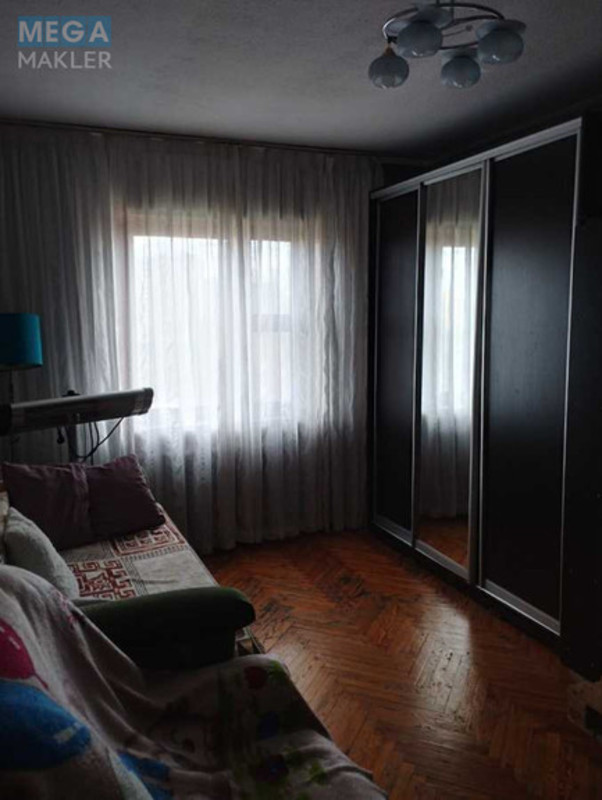 Продаж 3 кімнатної квартири (72/48/8), 8 пов. 9 пов. будинку, <a class="location-link" href="/kiev/" title="Недвижимость Київ">Київ</a>, <a class="location-link" href="/kiev/dneprovskij/" title="Недвижимость Дніпровський район">Дніпровський р-н</a>, Березняківська вул., 20 (изображение 2)
