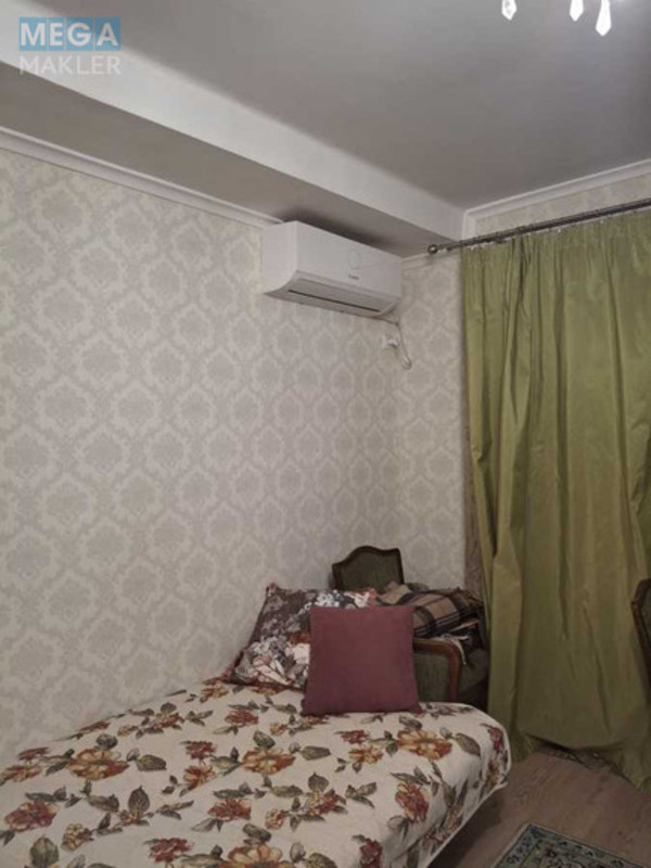 Оренда кімнати (підселення), <a class="location-link" href="/kiev/" title="Недвижимость Київ">Київ</a>, <a class="location-link" href="/kiev/dneprovskij/" title="Недвижимость Дніпровський район">Дніпровський р-н</a>, Энтузиастов ул., 35/1 (изображение 2)