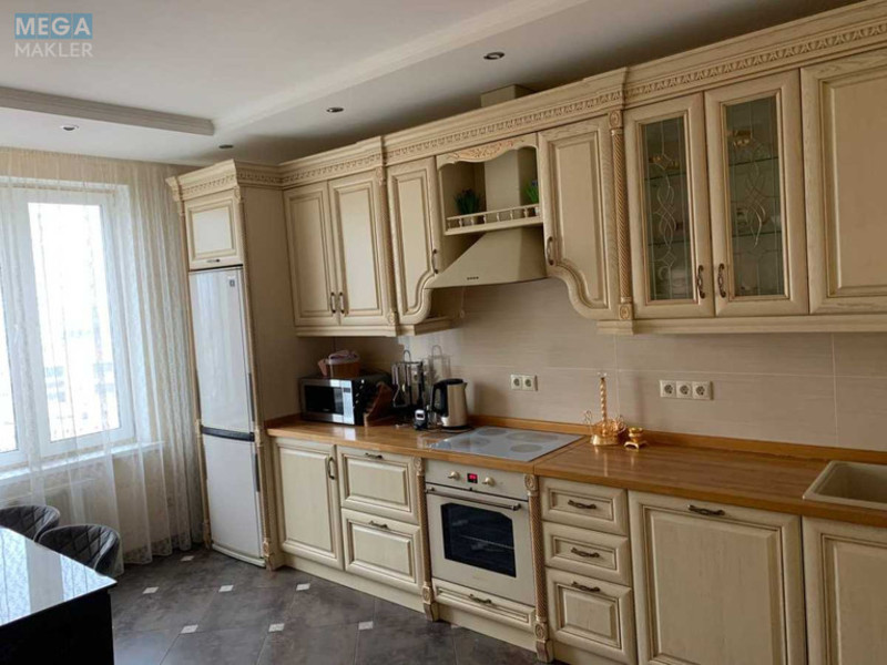 Оренда 3 кімнатної квартири, <a class="location-link" href="/kiev/" title="Недвижимость Київ">Київ</a>, <a class="location-link" href="/kiev/solomenskij/" title="Недвижимость Солом'янський район">Солом'янський р-н</a>, Валерія Лобановського просп., 6Д (изображение 9)