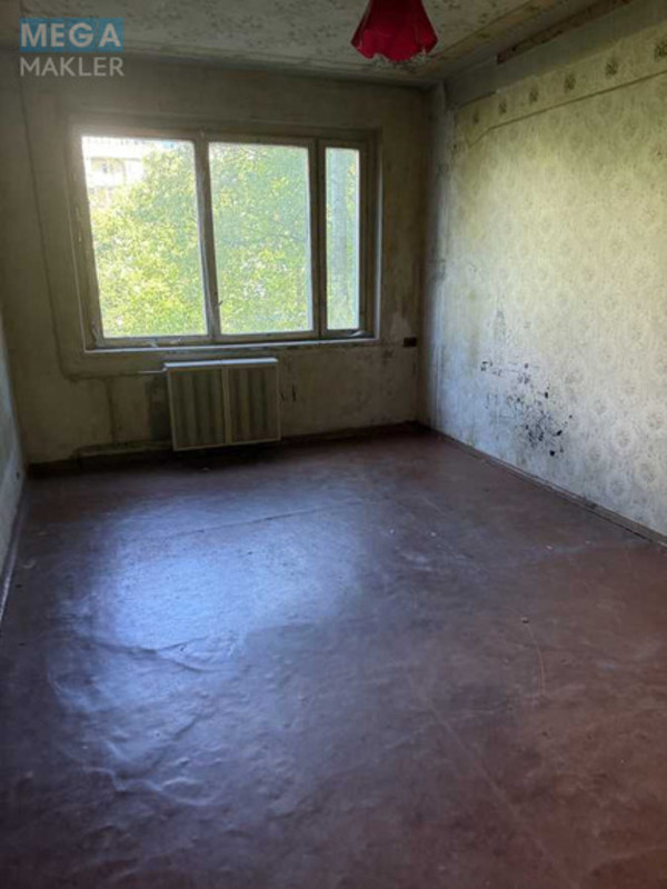 Продаж 3 кімнатної квартири (69/44/8), 2 пов. 9 пов. будинку, <a class="location-link" href="/kiev/" title="Недвижимость Київ">Київ</a>, <a class="location-link" href="/kiev/svyatoshinskij/" title="Недвижимость Святошинський район">Святошинський р-н</a>, Якуба Коласа ул. (изображение 6)