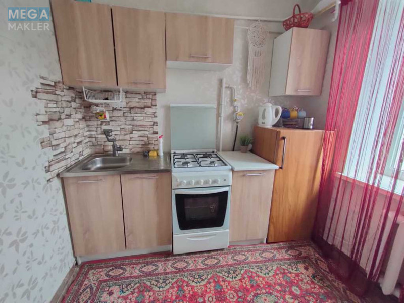 Оренда 2 кімнатної квартири, <a class="location-link" href="/kiev/" title="Недвижимость Київ">Київ</a>, <a class="location-link" href="/kiev/shevchenkovskij/" title="Недвижимость Шевченківський район">Шевченківський р-н</a>, Ружинська вул., 16 (изображение 3)