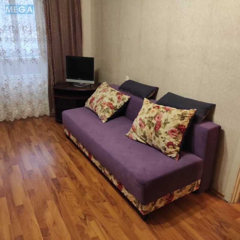 Оренда 1 кімнатної квартири, <a class="location-link" href="/kiev/" title="Недвижимость Київ">Київ</a>, <a class="location-link" href="/kiev/podolskij/" title="Недвижимость Подільський район">Подільський р-н</a>, Светлицкого ул., 24 (изображение 4)
