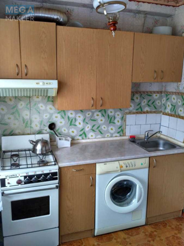 Оренда 1 кімнатної квартири, <a class="location-link" href="/kiev/" title="Недвижимость Київ">Київ</a>, <a class="location-link" href="/kiev/podolskij/" title="Недвижимость Подільський район">Подільський р-н</a>, Светлицкого ул., 24 (изображение 5)