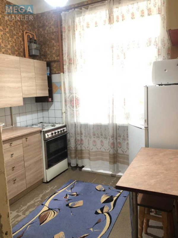 Оренда 2 кімнатної квартири, <a class="location-link" href="/kiev/" title="Недвижимость Київ">Київ</a>, <a class="location-link" href="/kiev/pecherskij/" title="Недвижимость Печерський район">Печерський р-н</a>, Глазунова ул., 3 (изображение 2)