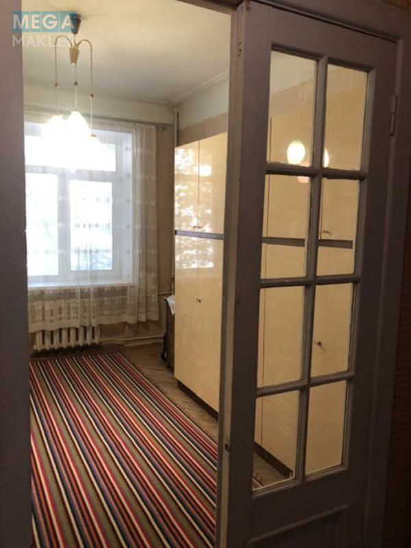 Оренда 2 кімнатної квартири, <a class="location-link" href="/kiev/" title="Недвижимость Київ">Київ</a>, <a class="location-link" href="/kiev/pecherskij/" title="Недвижимость Печерський район">Печерський р-н</a>, Глазунова ул., 3 (изображение 11)